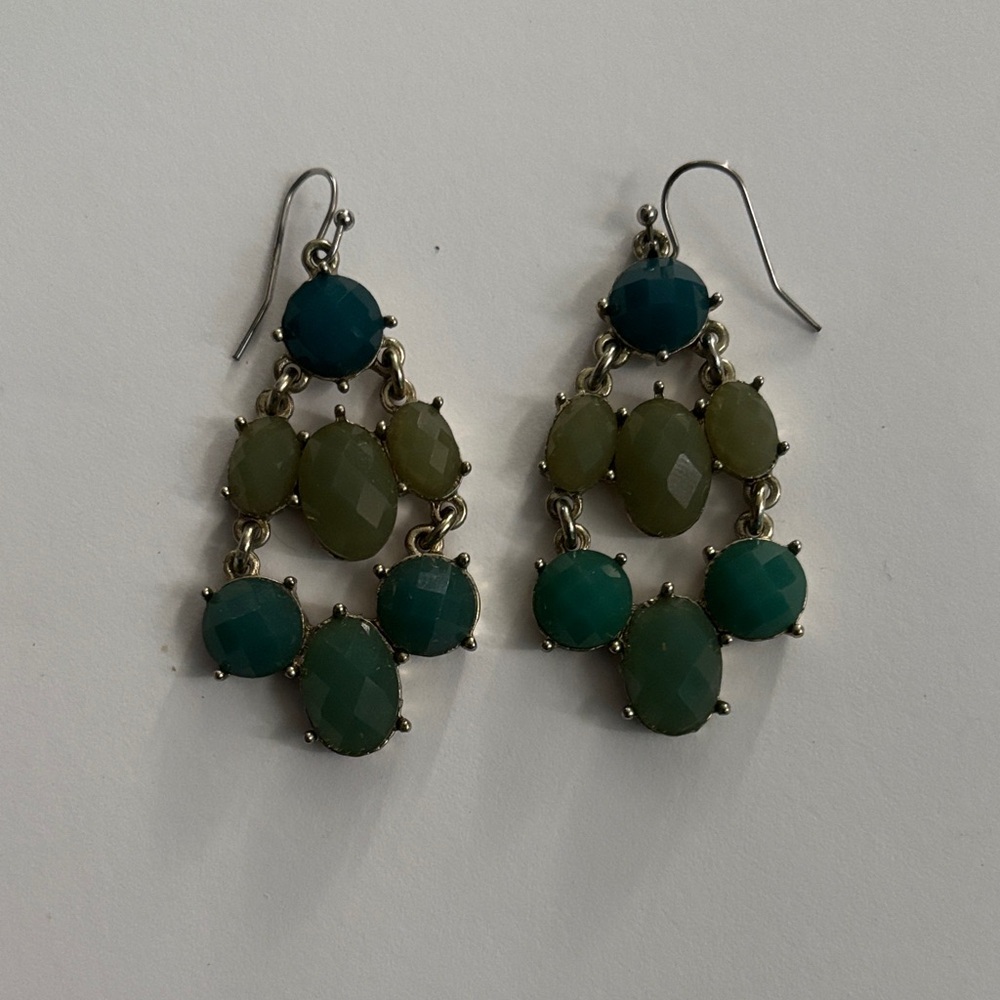 Elegant Green Dangle Earrings